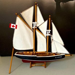 Cute little collectible sailboat
